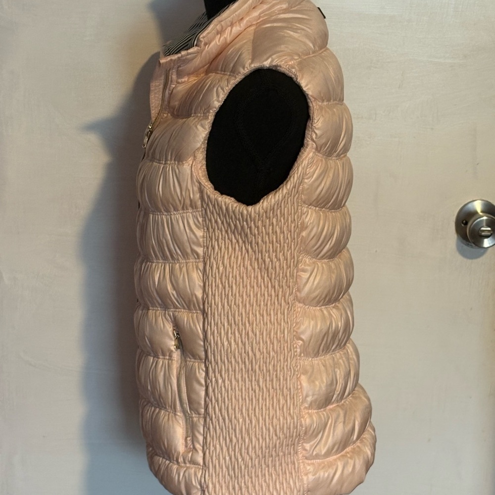 Calvin Klein Light Pink Puffer Vest - Picture 2 of 9